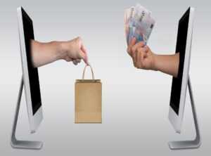Navigating E-commerce Safely: Expert Tips